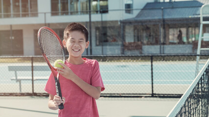今日は南私立小学校のテニスクラブに講師として遊びに行きました！